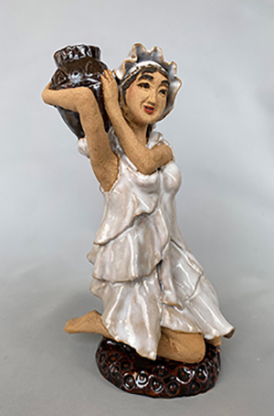 松浦清人「水瓶を持つ女」 径13.0×14.0 高20.5cm