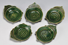 菊地文子　緑釉亀形小皿　11.0×14.0×5.0cm ５枚
